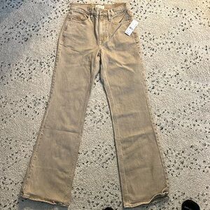 Brand new Pacsun women's khaki jeans size 24